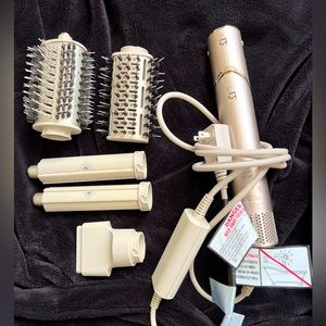 Shark Flexstyle with Additional Attachments